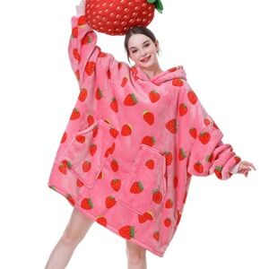 Strawberry Print Women's Cozy Hoodie